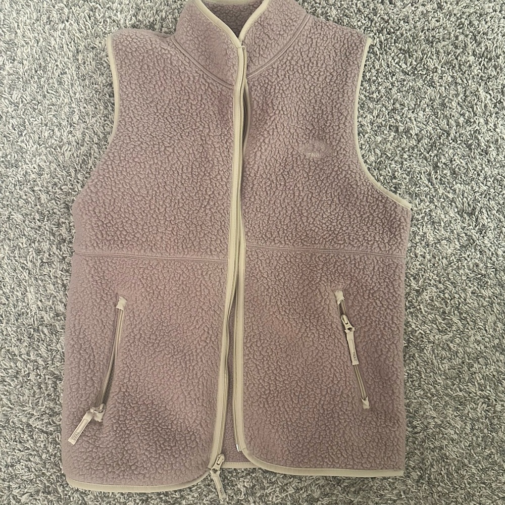 Aritzia polartec Fleece Vest